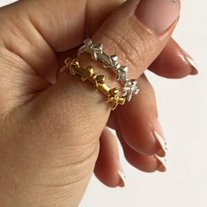 Women's stainless steel bow ring with electroplated finish - Main product view