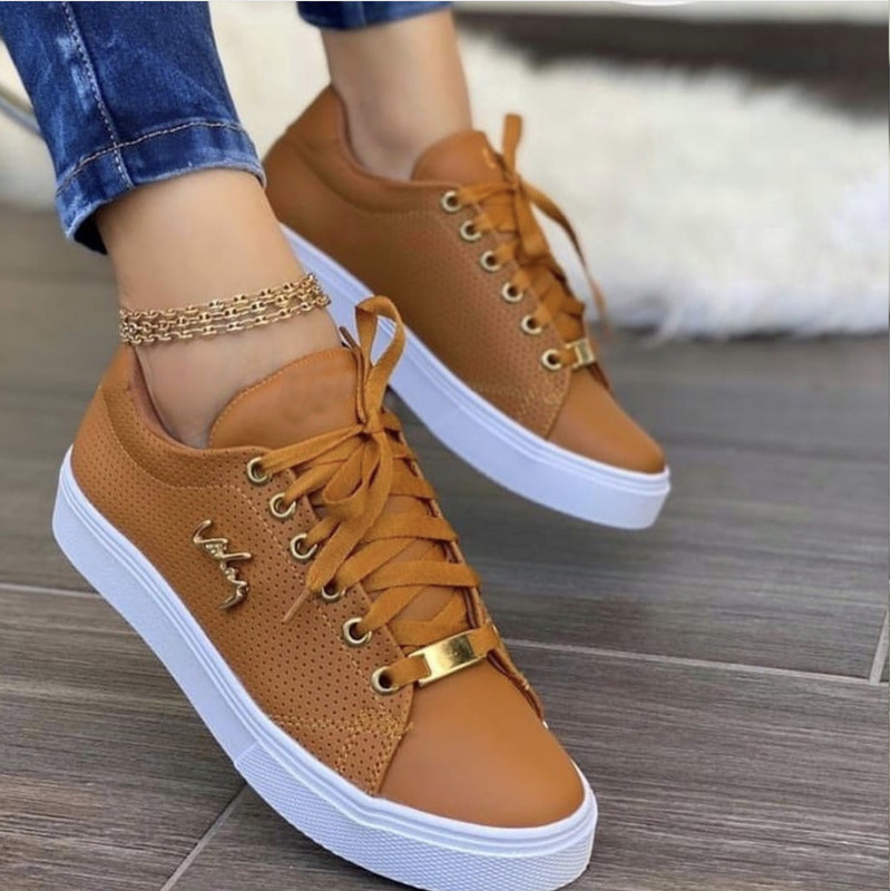 Women’s breathable flat lace-up sneakers with round toe - Main product view