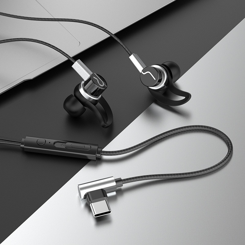 Wired in-ear gaming headset with microphone and interchangeable 3.5mm or USB-C connector options - Product view 1