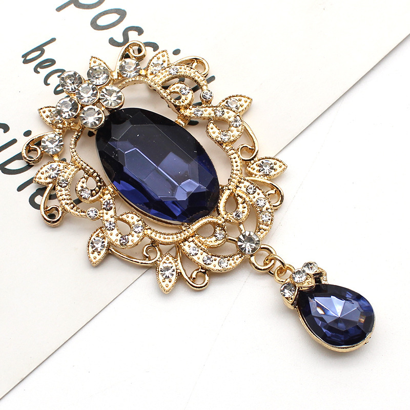 Golden alloy flatback rhinestone pendant for DIY clothing decoration - Product view 16