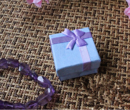 Purple square ring and jewelry presentation box - Product view 10