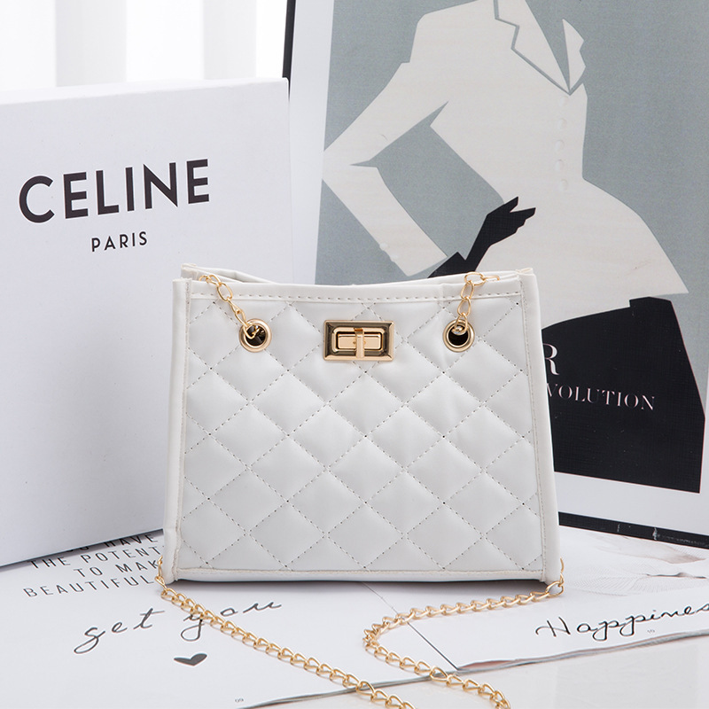 Mini PU chain shoulder bag with rhombus embroidery - Product view 8