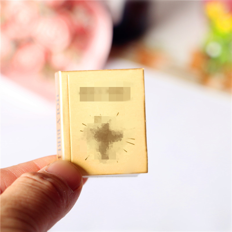 Miniature paper book dollhouse accessory in assorted colors - Product view 7