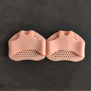 Breathable silicone forefoot pad sleeve with non-slip cushioning - Main product view