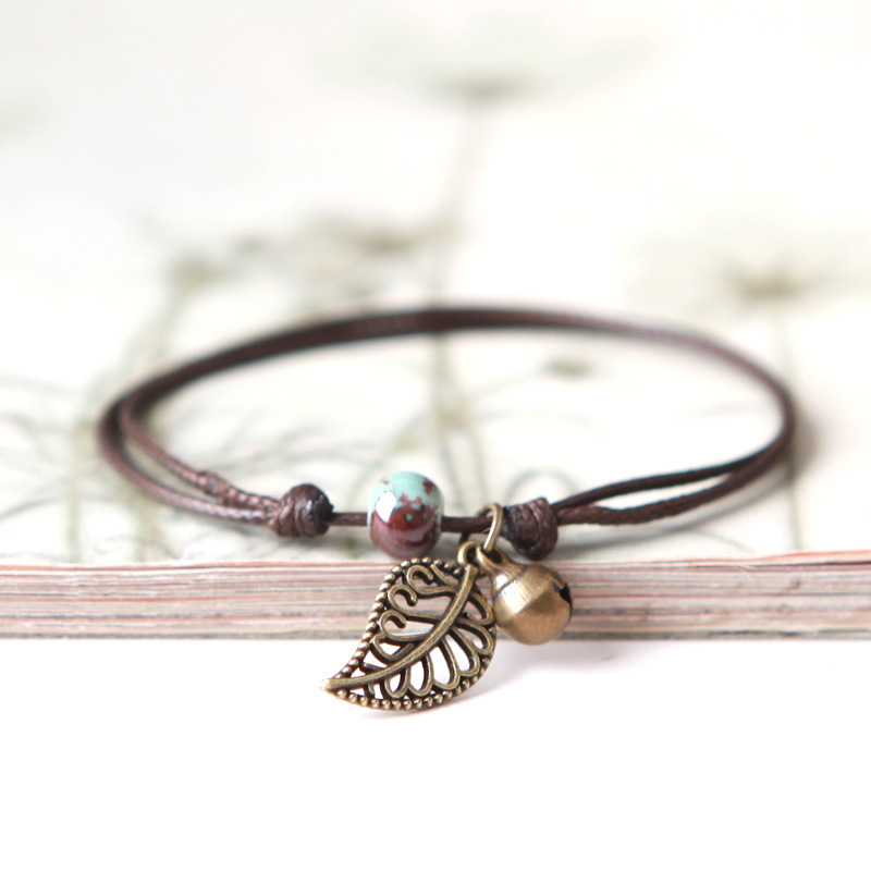 Women's ceramic beaded flower bracelet in a colorful floral design - Product view 6