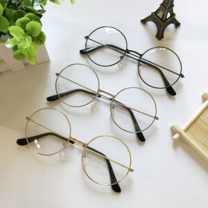 Korean-style Harajuku flat-lens vintage glasses with full metal frame - Main product view