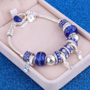 Women's alloy four-leaf clover beaded pendant bracelet - Main product view