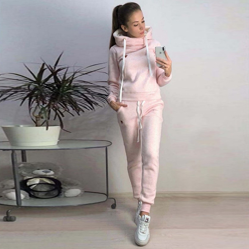 Women's polyester leisure sports suit with sweater-style top and trousers - Product view 1