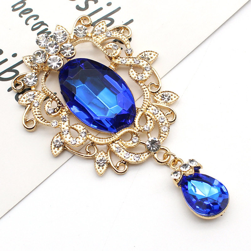 Golden alloy flatback rhinestone pendant for DIY clothing decoration - Product view 11