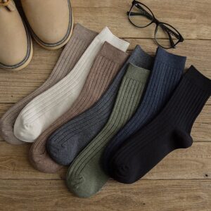 Men’s solid-color mid-calf sports sock in polyester - Main product view