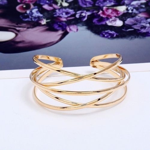 Women's hollow six-pointed star gold-plated bracelet - Product view 2