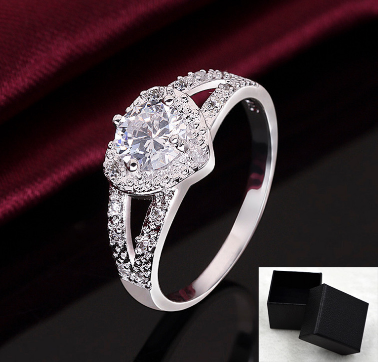 Silver-color heart-shaped promise ring with clear cubic zirconia - Product view 3