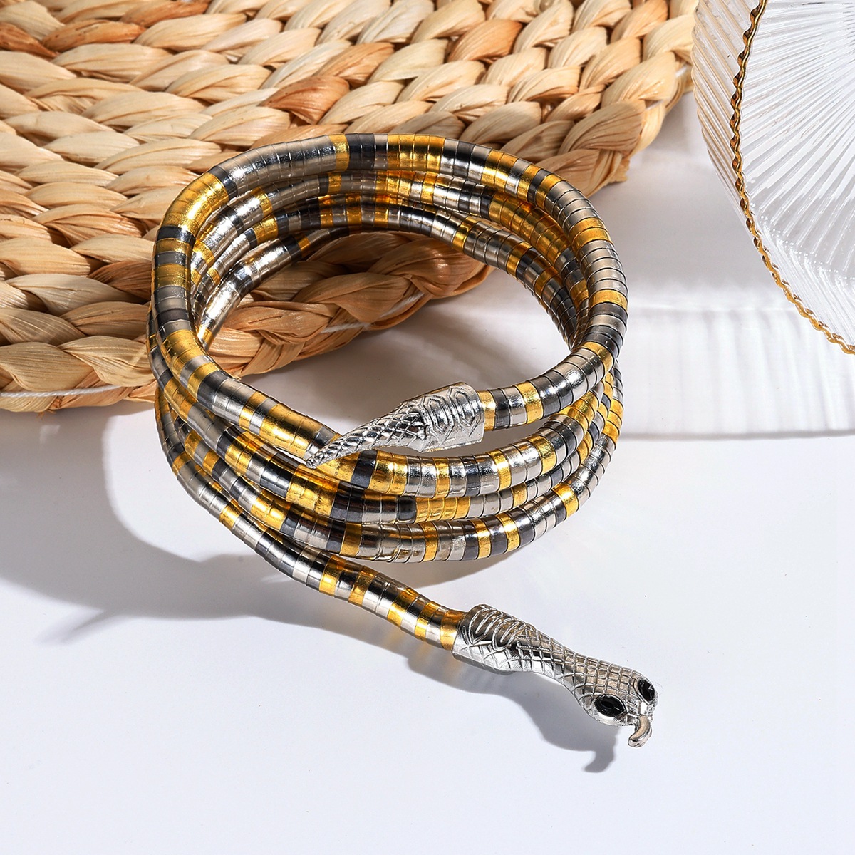 Unisex snake-inspired collar chain necklace in a metallic finish - Product view 10