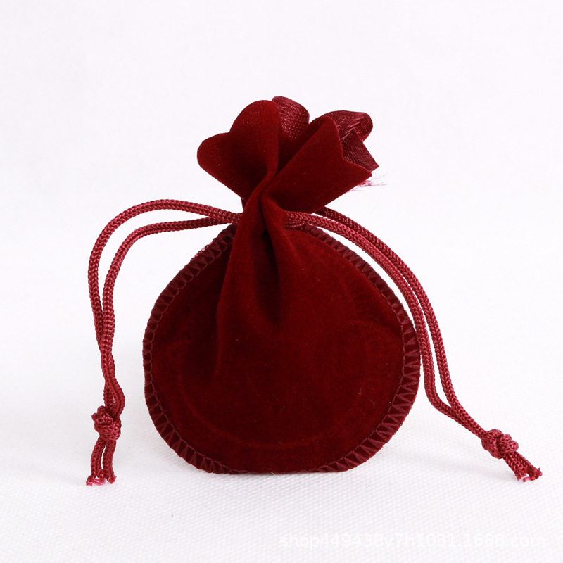 Small velvet drawstring jewelry pouch in assorted colors - Product view 11