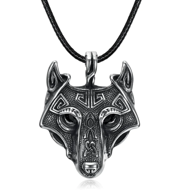Norse grey wolf head pendant necklace in titanium steel - Product view 4