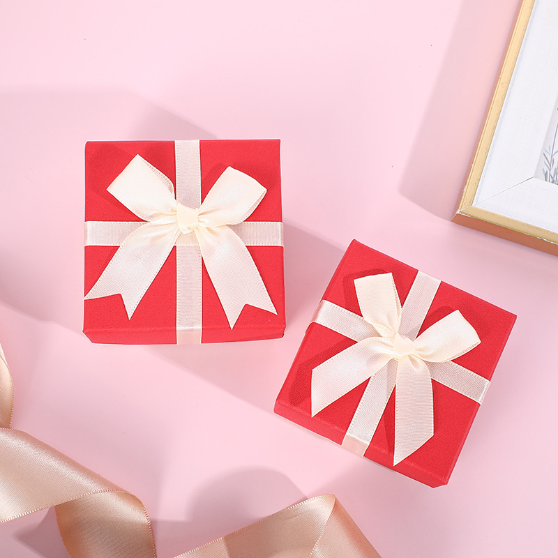 Ribbon jewelry packaging box with inner cushion - Product view 8