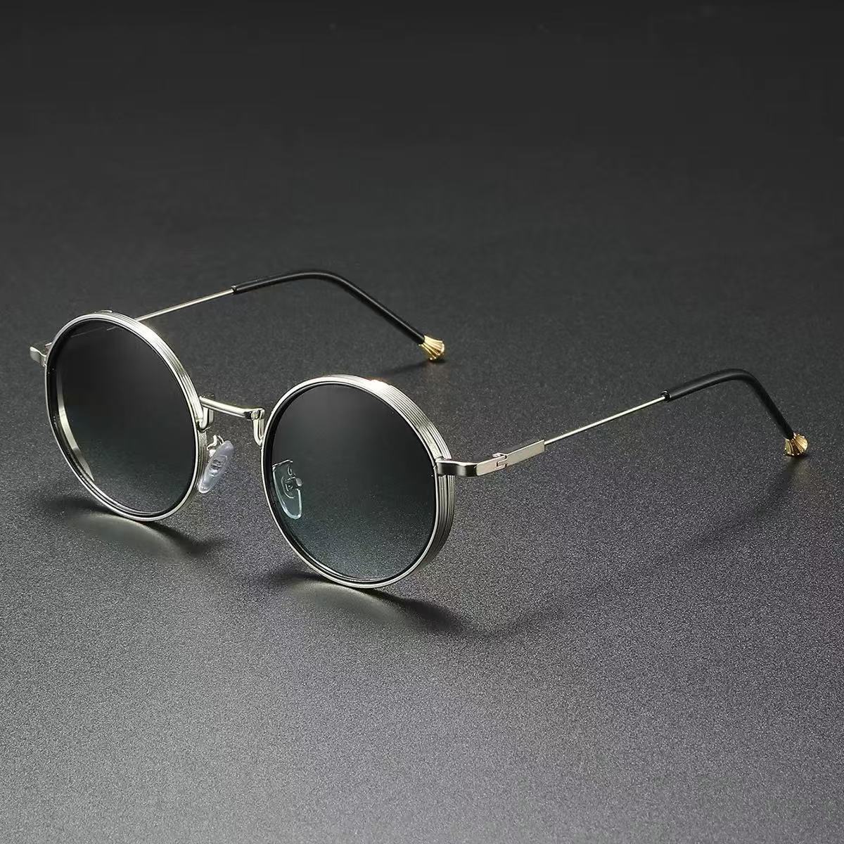 Unisex round-frame steampunk sunglasses with dragon and phoenix motifs - Product view 6
