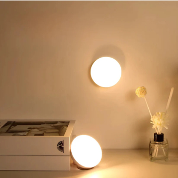 Round magnetic motion sensor LED night lamp with built-in battery - Product view 6