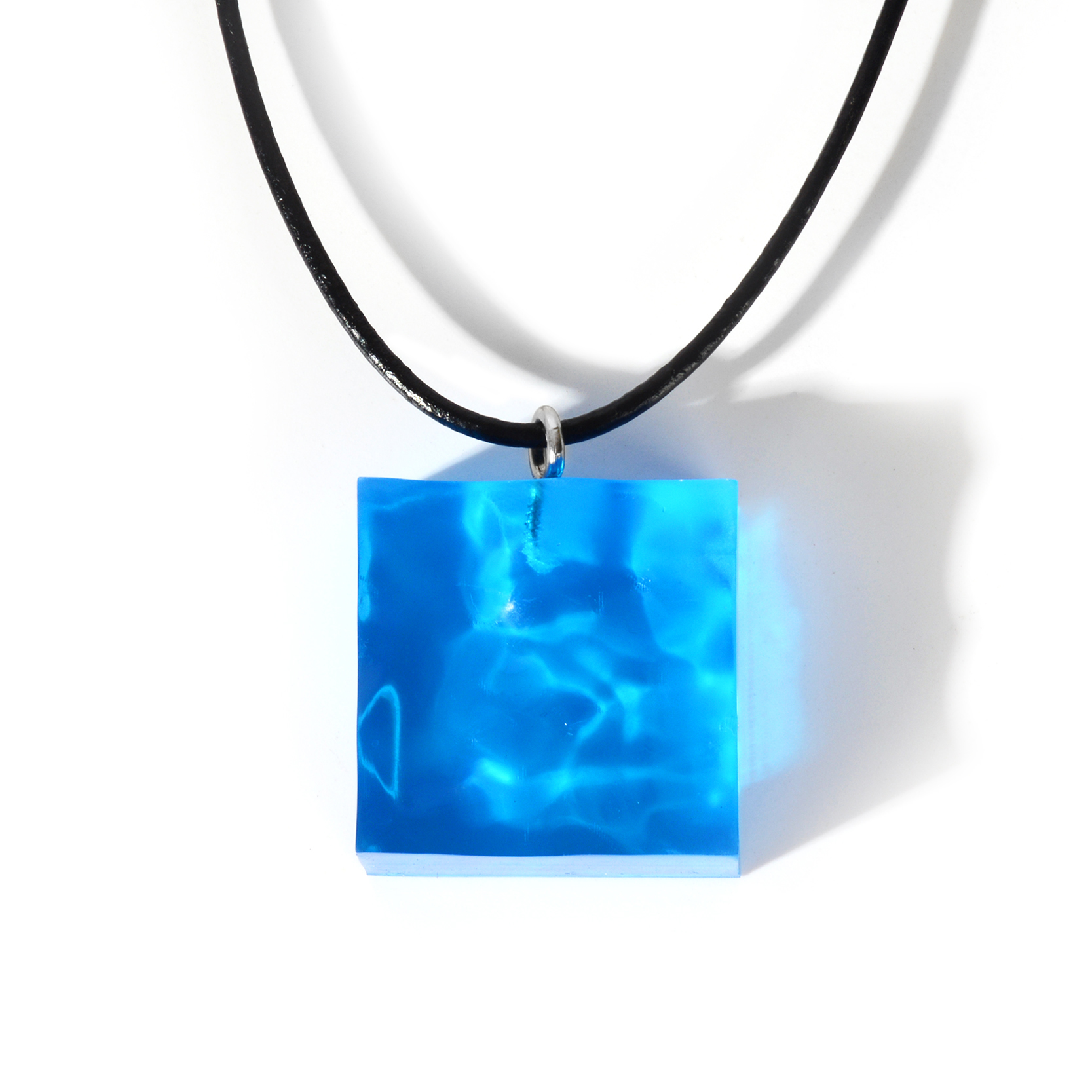 Geometric resin pendant necklace with leather cord-style necklace - Product view 3