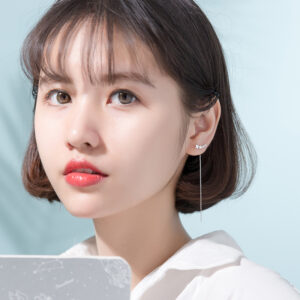 Glossy Korean-style star earrings for women in gold or silver style - Main product view