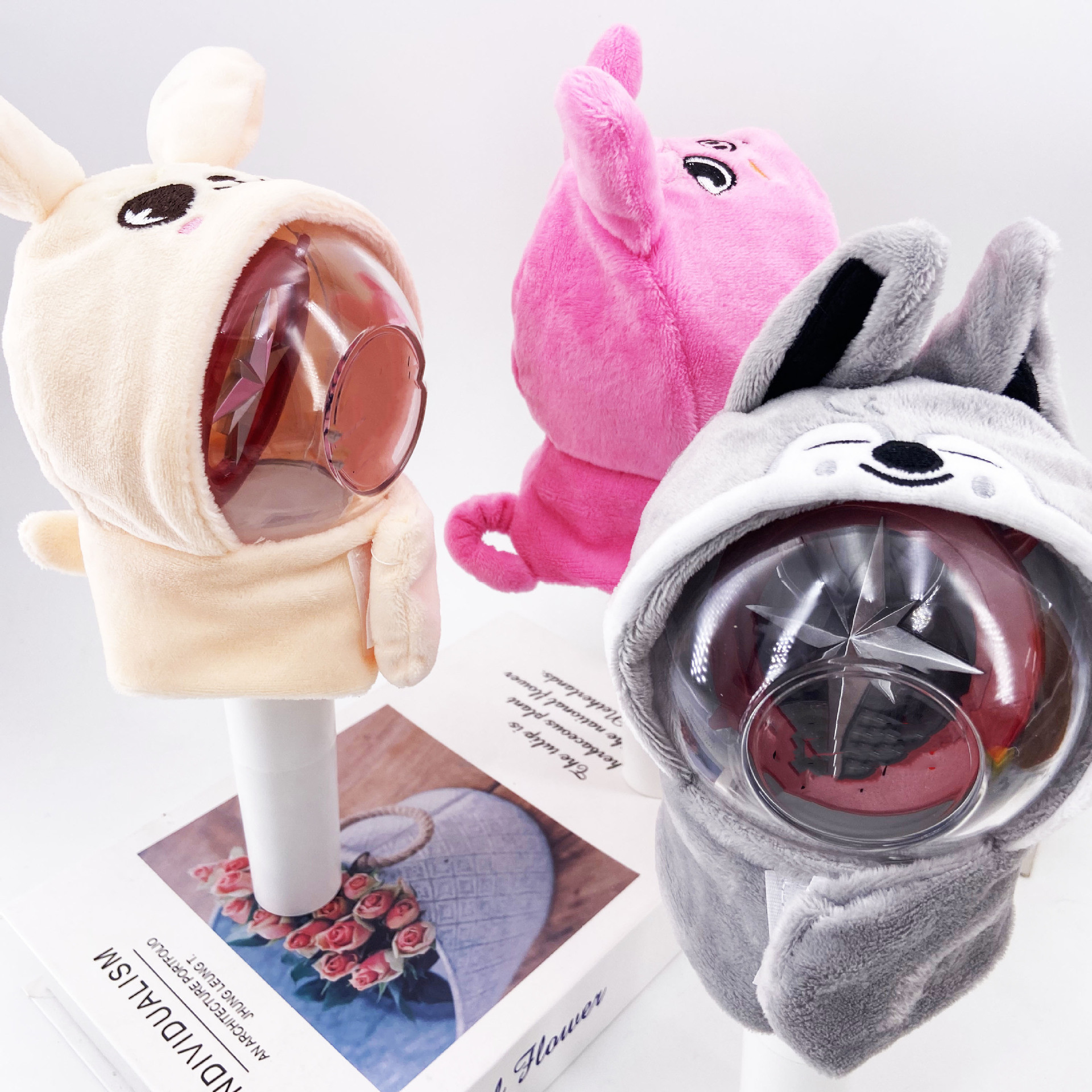 Cute plush fabric protective cover for a support light decoration - Main product view
