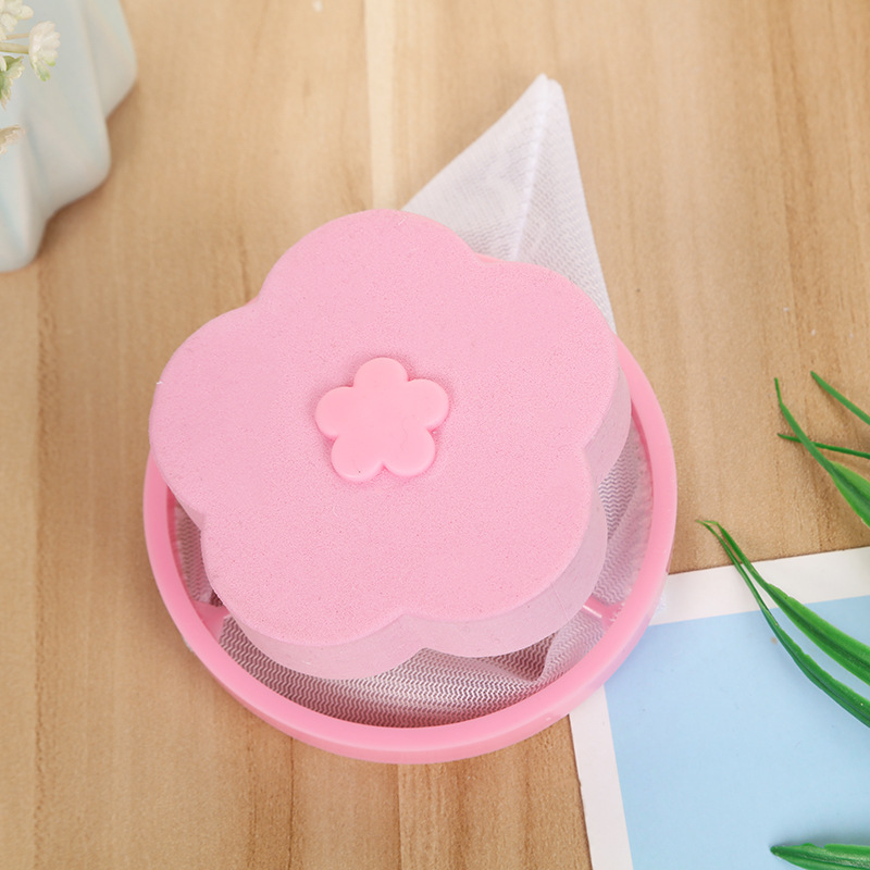 Floating washing machine hair and lint filter in blue or pink - Product view 8