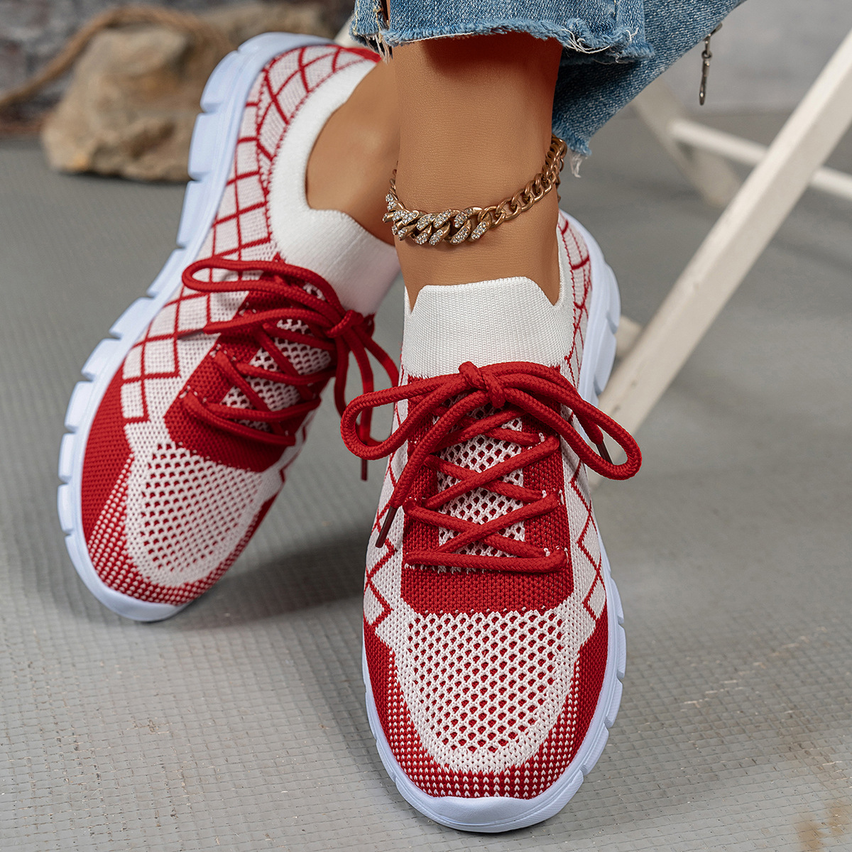 Colorblock plaid lace-up sneakers with round toe and flat heel - Product view 4