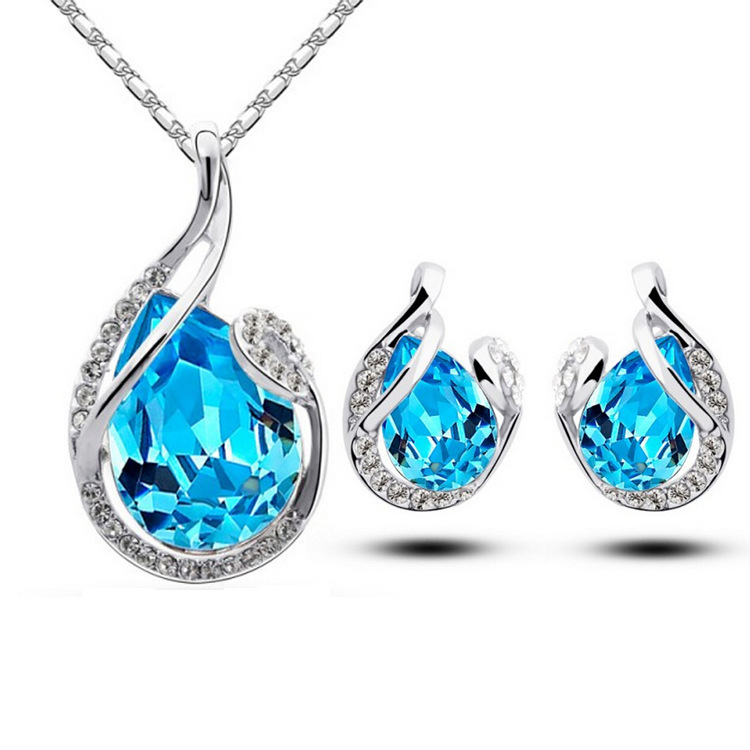 Women's water-drop rhinestone necklace and earrings set - Product view 6