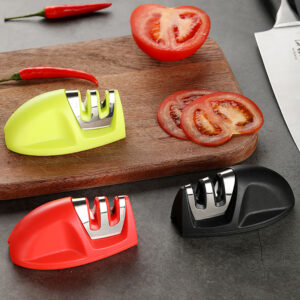 Mini two-stage mouse-shaped kitchen knife sharpener - Main product view