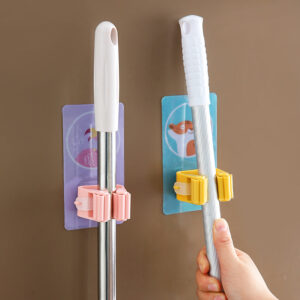 Non-marking plastic mop holder hook with animal design - Main product view