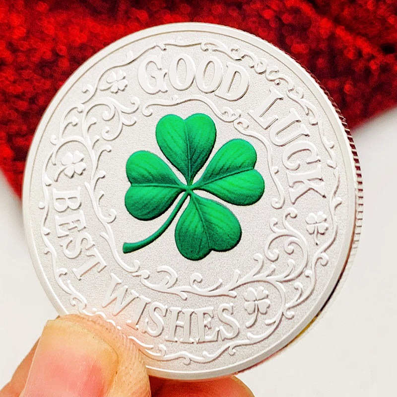Four-leaf clover commemorative coin with colorful print in gold-plated and silver-plated finishes - Product view 6