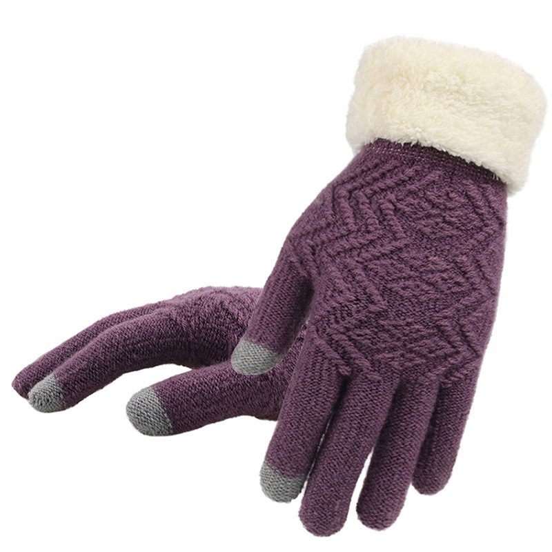 Women's winter knitted glove with jacquard finish - Purple
