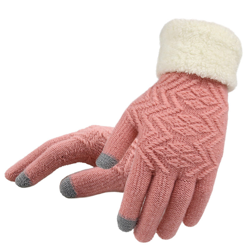 Women's winter knitted glove with jacquard finish - Pink