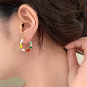 Retro geometric circular oil-drip enamel earrings for women - Main product view