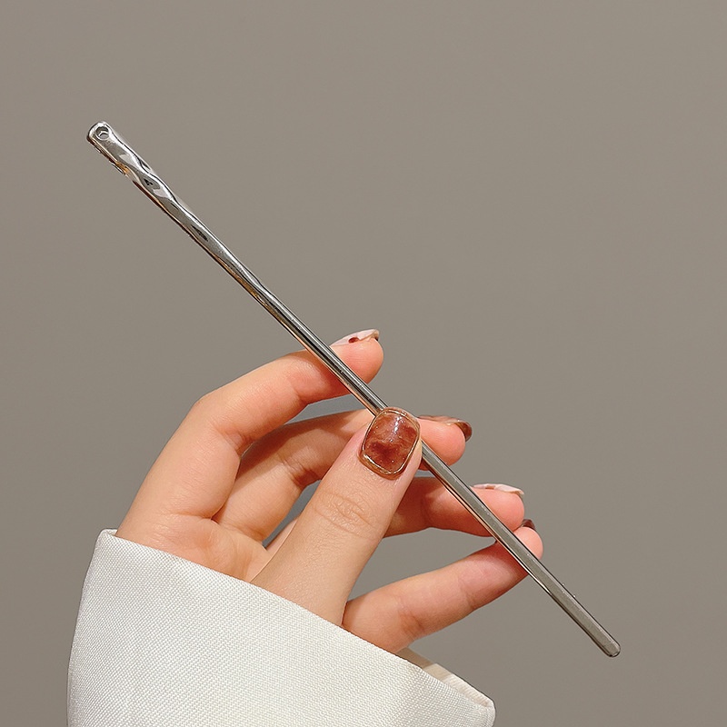 Chinese-style alloy hairpin for women's fall updo in spiral and straight-bar designs - Product view 4