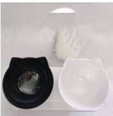 Elevated transparent double cat food bowl with 15-degree tilted opening and anti-skid base - Product view 1