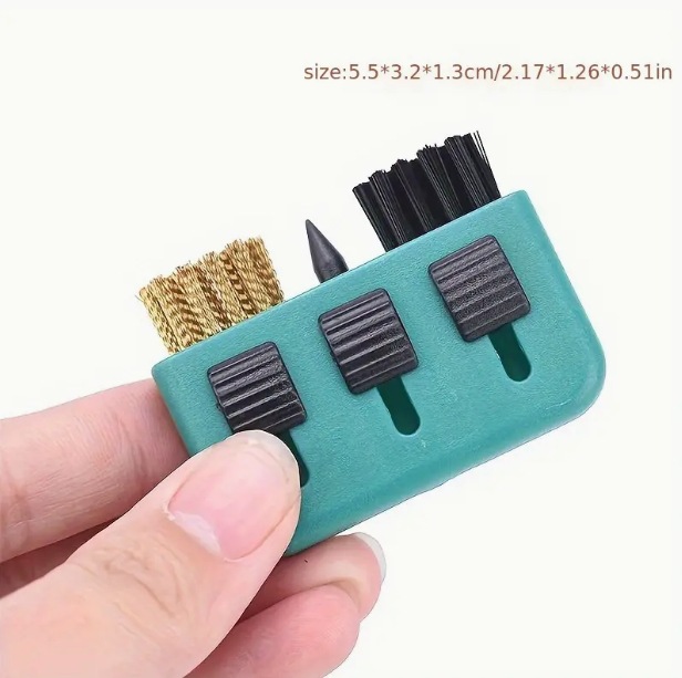 Plastic three-hole golf club cleaning brush in assorted colors - Product view 3