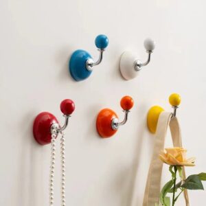 Creative ceramic single coat hook in a minimalist design - Main product view