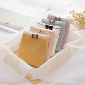 Women’s cotton mid-waist brief panties in solid colors - Main product view