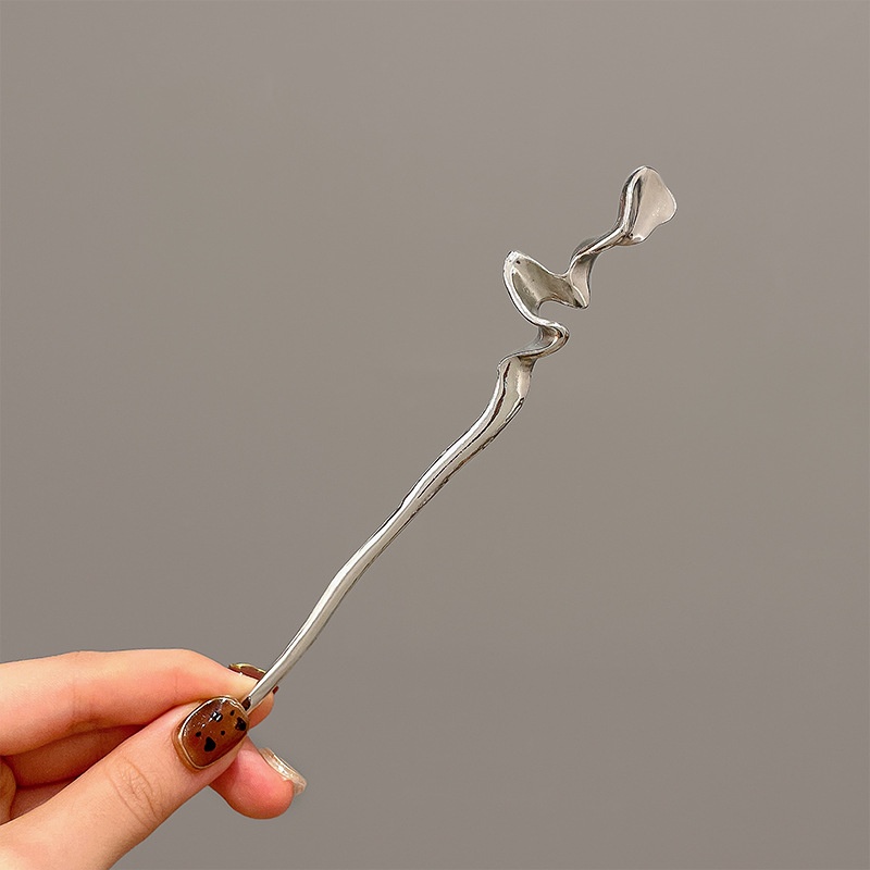 Chinese-style alloy hairpin for women's fall updo in spiral and straight-bar designs - Product view 7