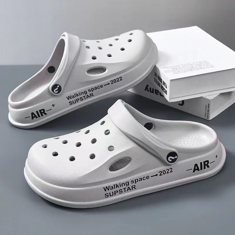 Astronaut-themed PVC clog slippers in assorted colors - Product view 7