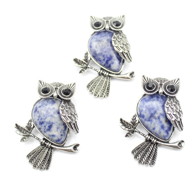Handmade minimalist owl brooch with natural stone and crystal-style details - Product view 11