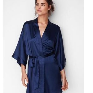 Women's long-sleeve satin-style wedding robe in a solid color - Main product view