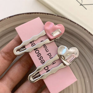 Love-heart alloy duckbill hair clip for women - Main product view