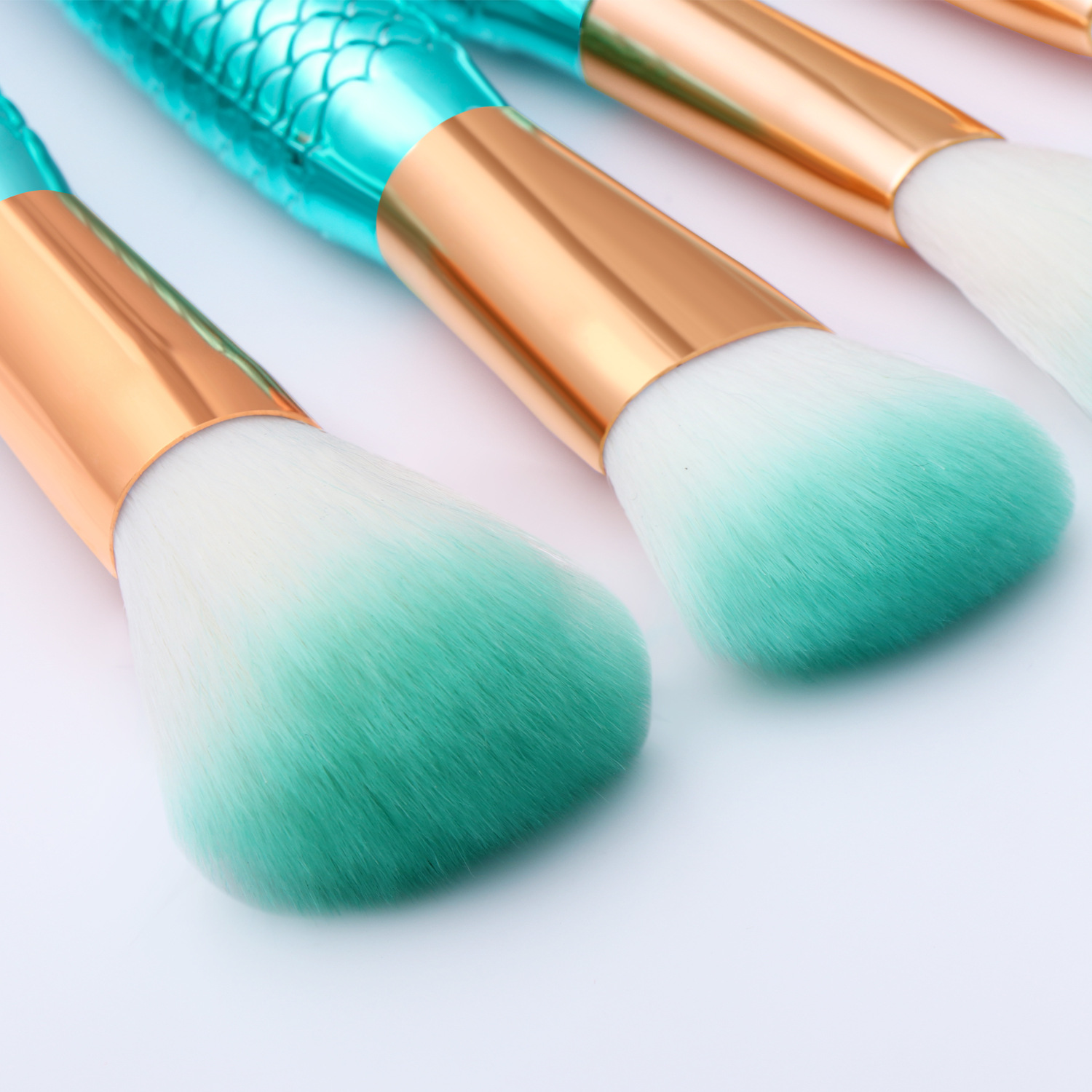 11pcs Makeup Brushes Kit Maquiagem Maquillaje New Mermaid Foundation Eyebrow Eyeliner Cosmetic Makeup Brushes - Product view 1 11-piece mermaid makeup brush set with synthetic nylon bristles and plastic handles - Product view 1