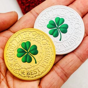 Four-leaf clover commemorative coin with colorful print in gold-plated and silver-plated finishes - Main product view