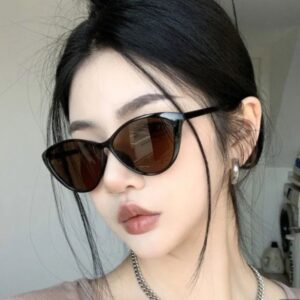 Retro full-frame sunglasses with UV380 protection - Main product view