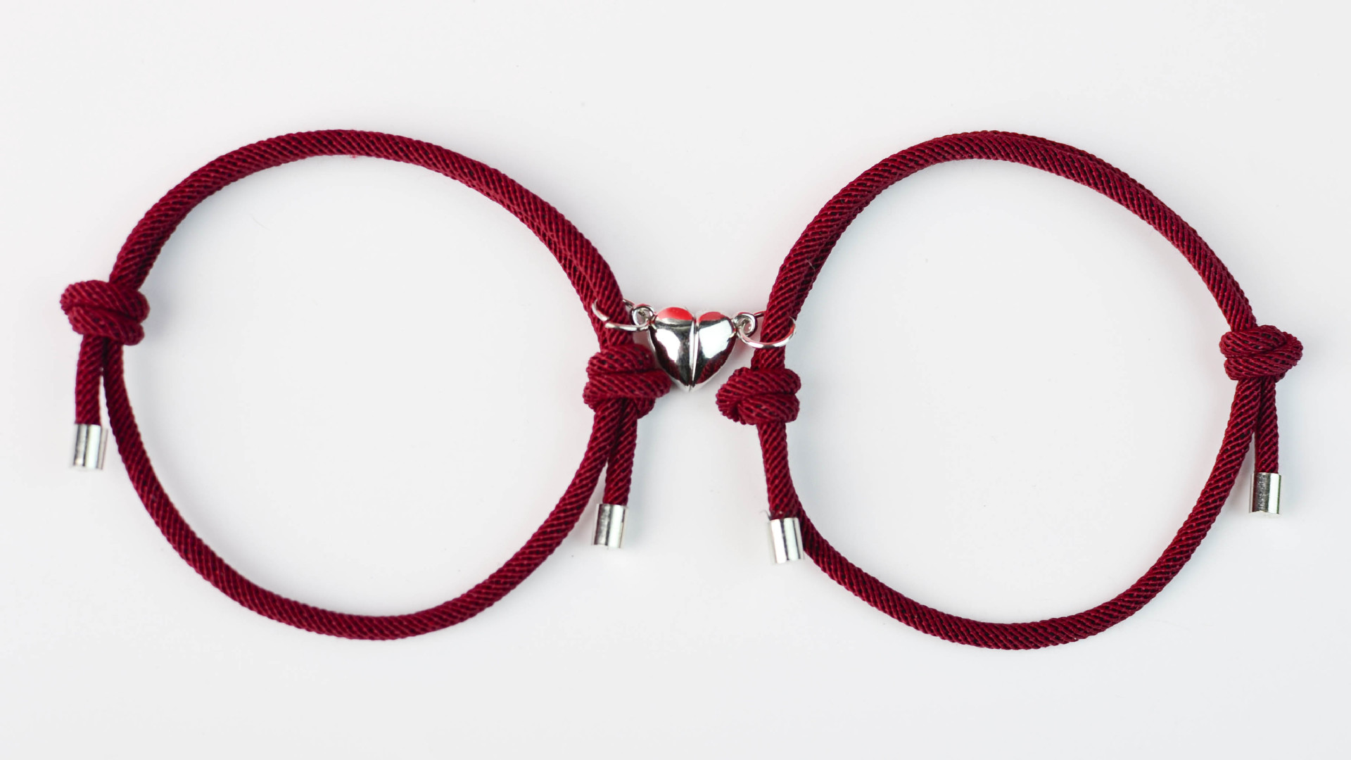 Heart-shaped magnetic couple bracelet with hand-woven Milan rope - Product view 2