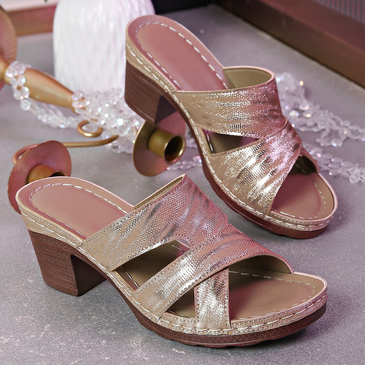 High Heels For Added Height Internet-famous Ultra-light Chunky-sole Slippers - Main product view