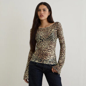 Women's animal-print relaxed-fit top with flared long sleeves - Main product view